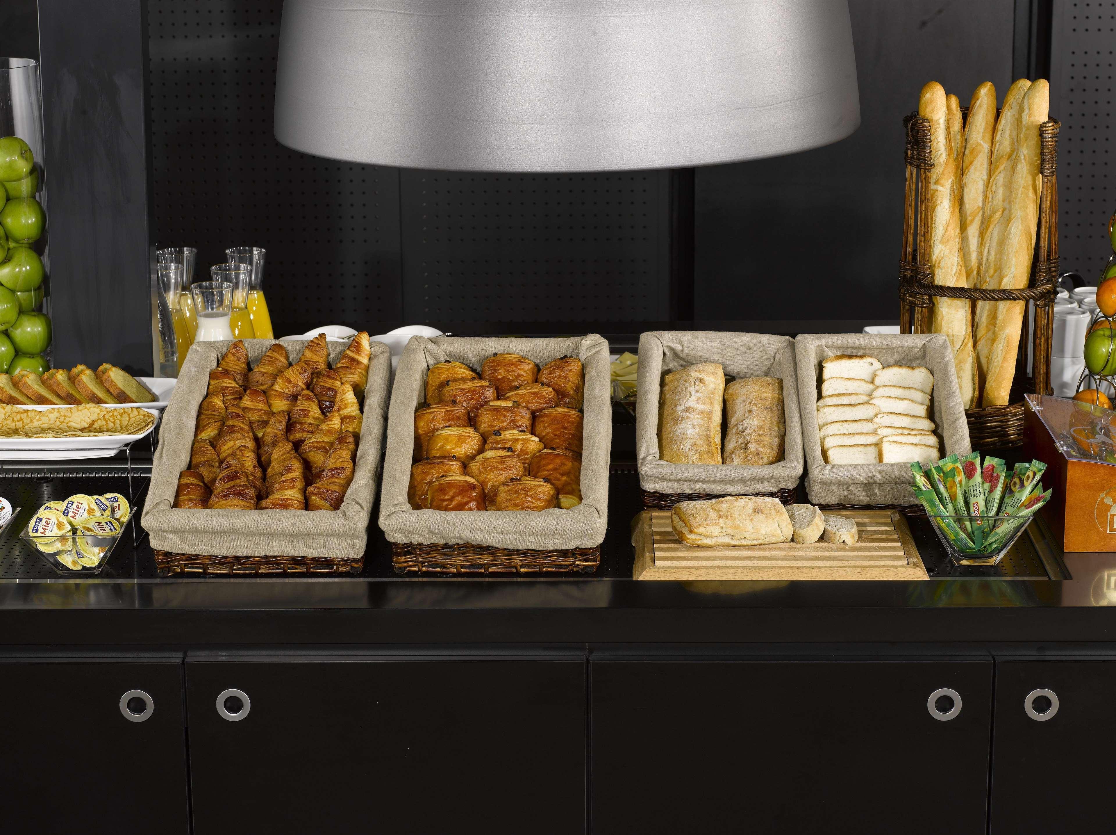 Campanile Dax - Saint-Paul-Les-Dax Hotel Restoran gambar